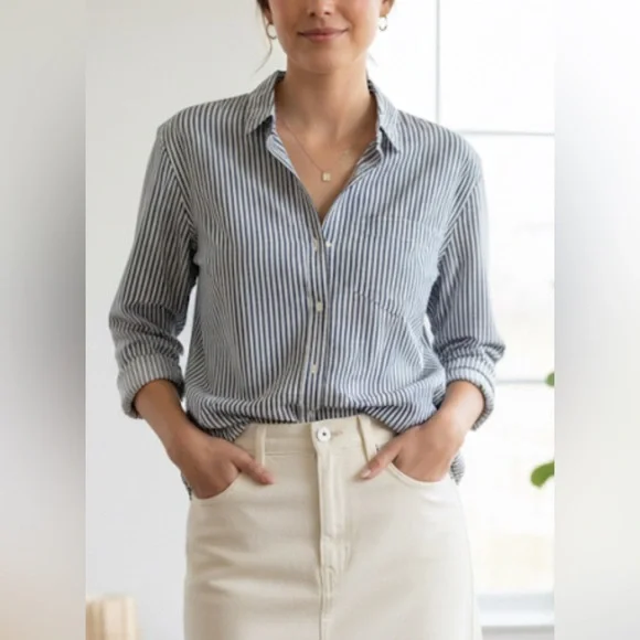 Madewell 100\% Cotton Stripe Classic Button-Down Shirt | Quiet Luxury. Size L - Picture 4 of 11